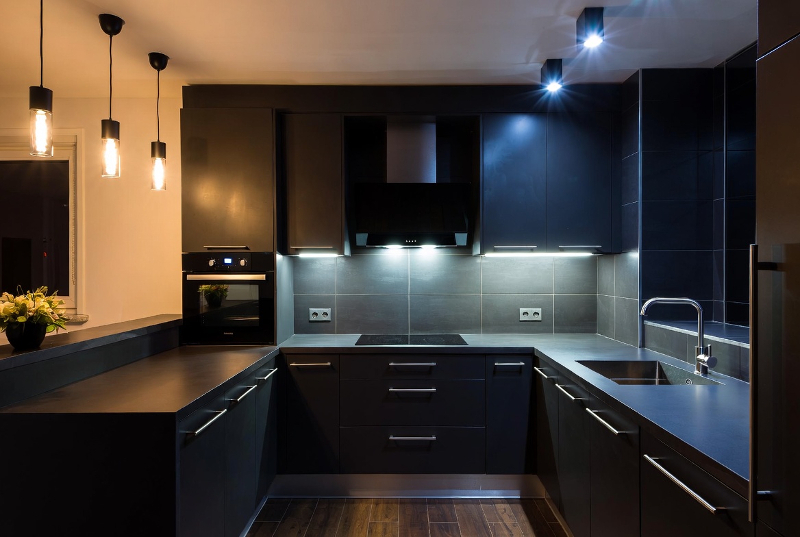 kuchnia nowoczesna, czarna